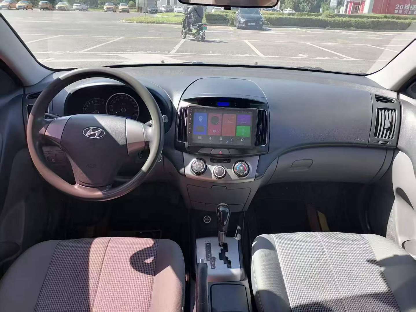 Hyundai Elantra 2011 1.6L Automatic 8