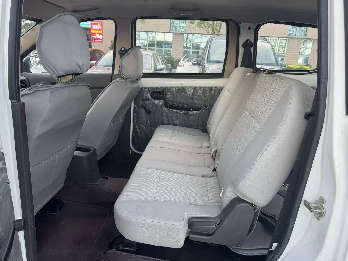 Wuling Hongguang S Luxury 5-Seater 8