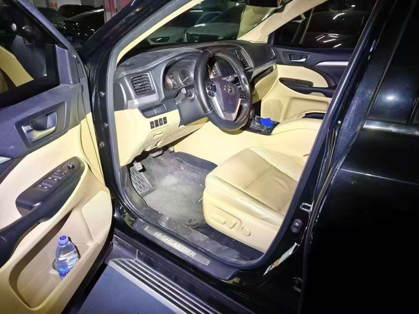 Toyota Highlander 2018 2.0T 2WD Premium 7 Seats 5