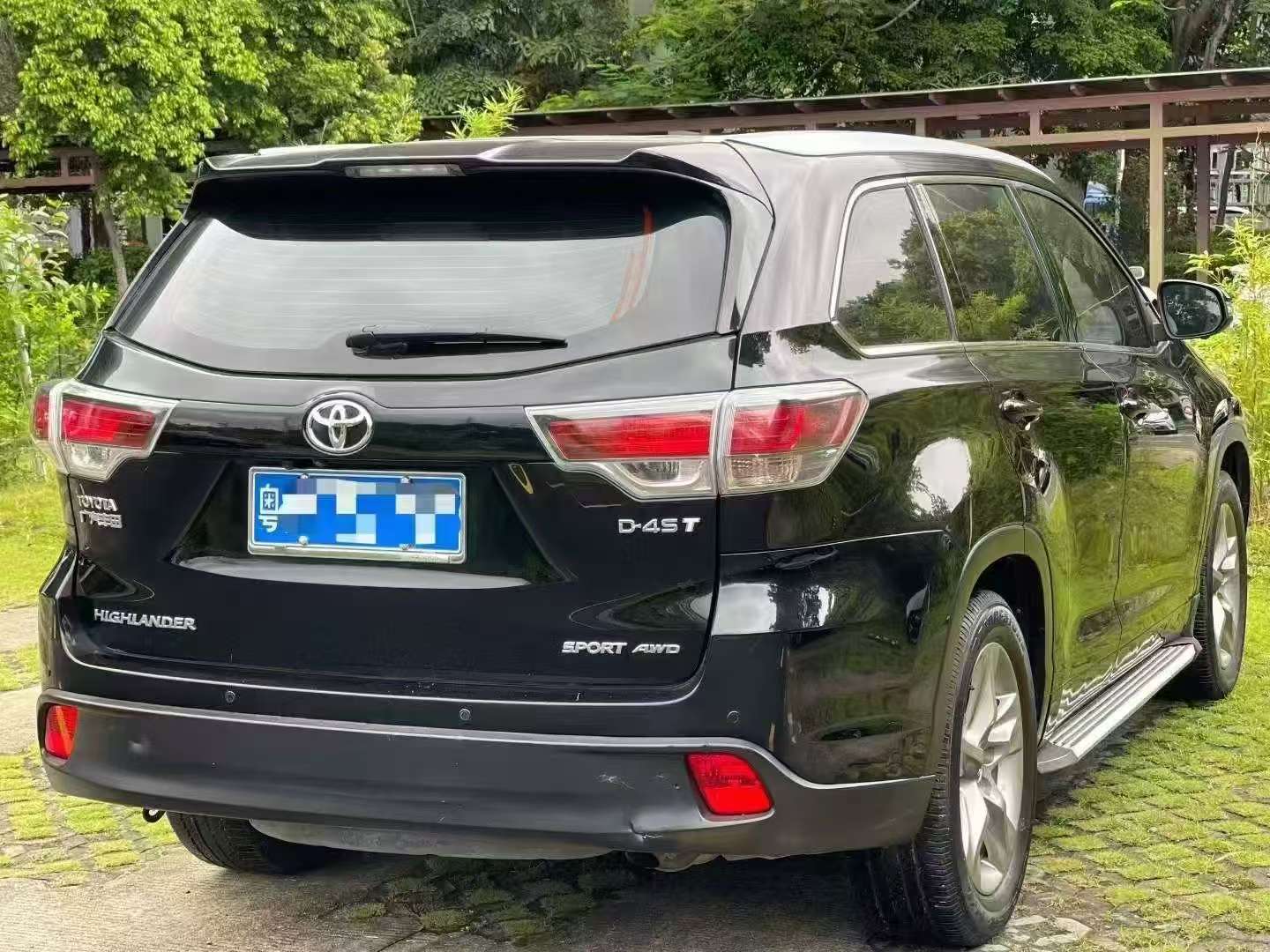 Toyota Highlander 2.0T AWD Luxury Navigation Edition 4