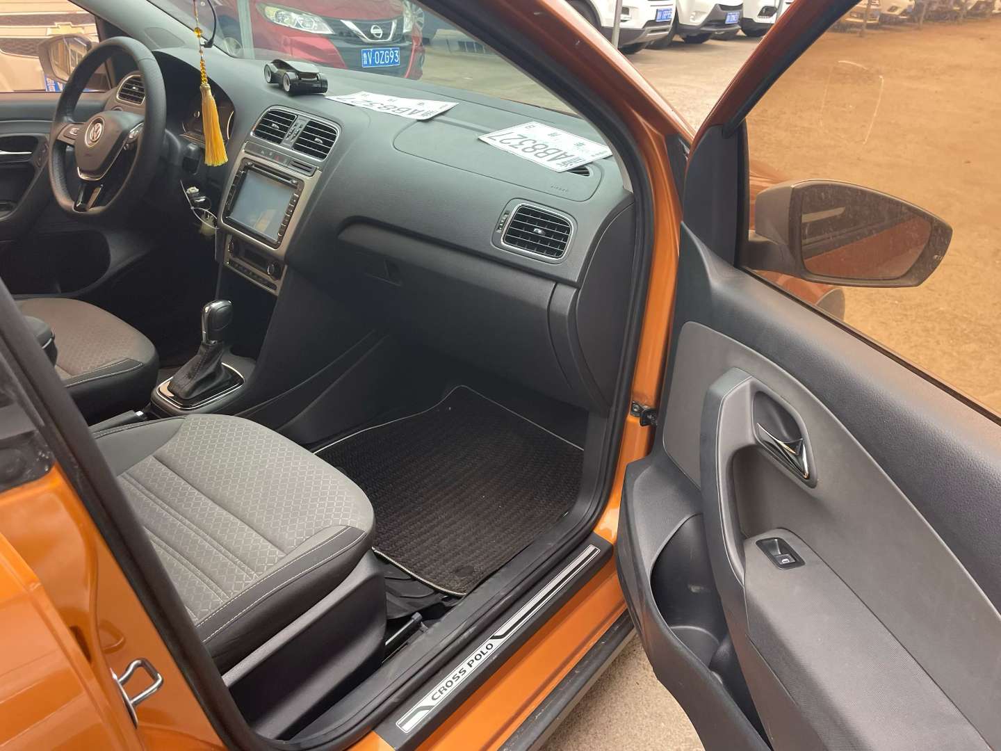 Volkswagen Polo 1.6L Sport Edition 5