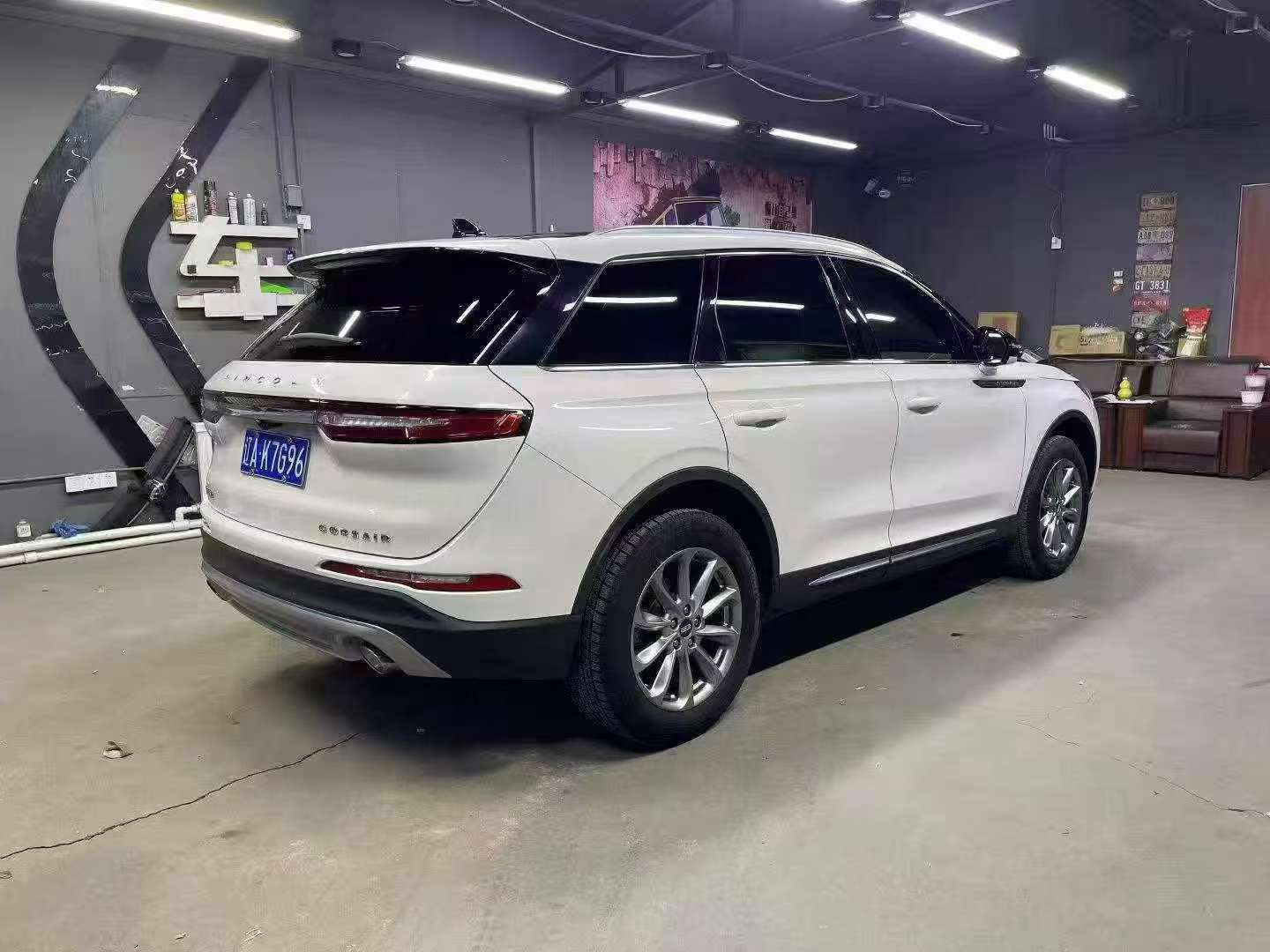 Lincoln Corsair 2021 2.0T FWD Reserve Edition 4