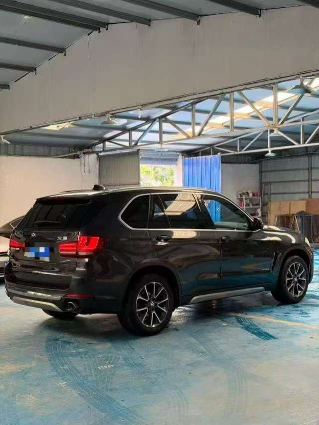 BMW X5 2014 xDrive35i US Spec 4