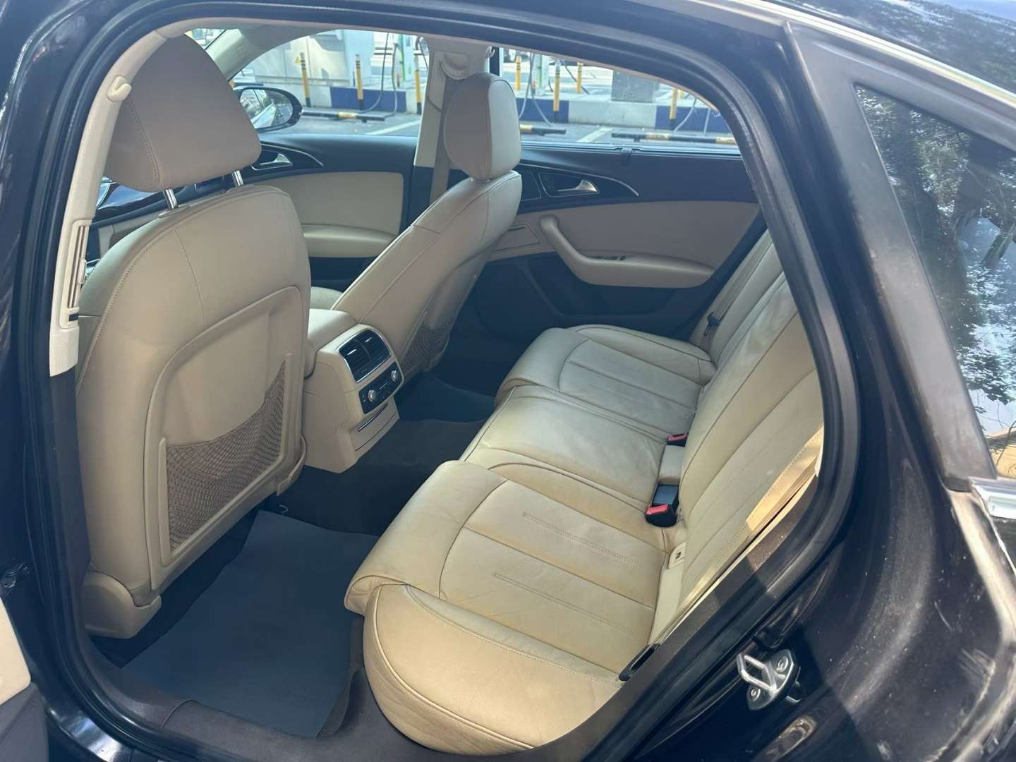 Audi A6L 2013 2.5L Comfort Edition 8