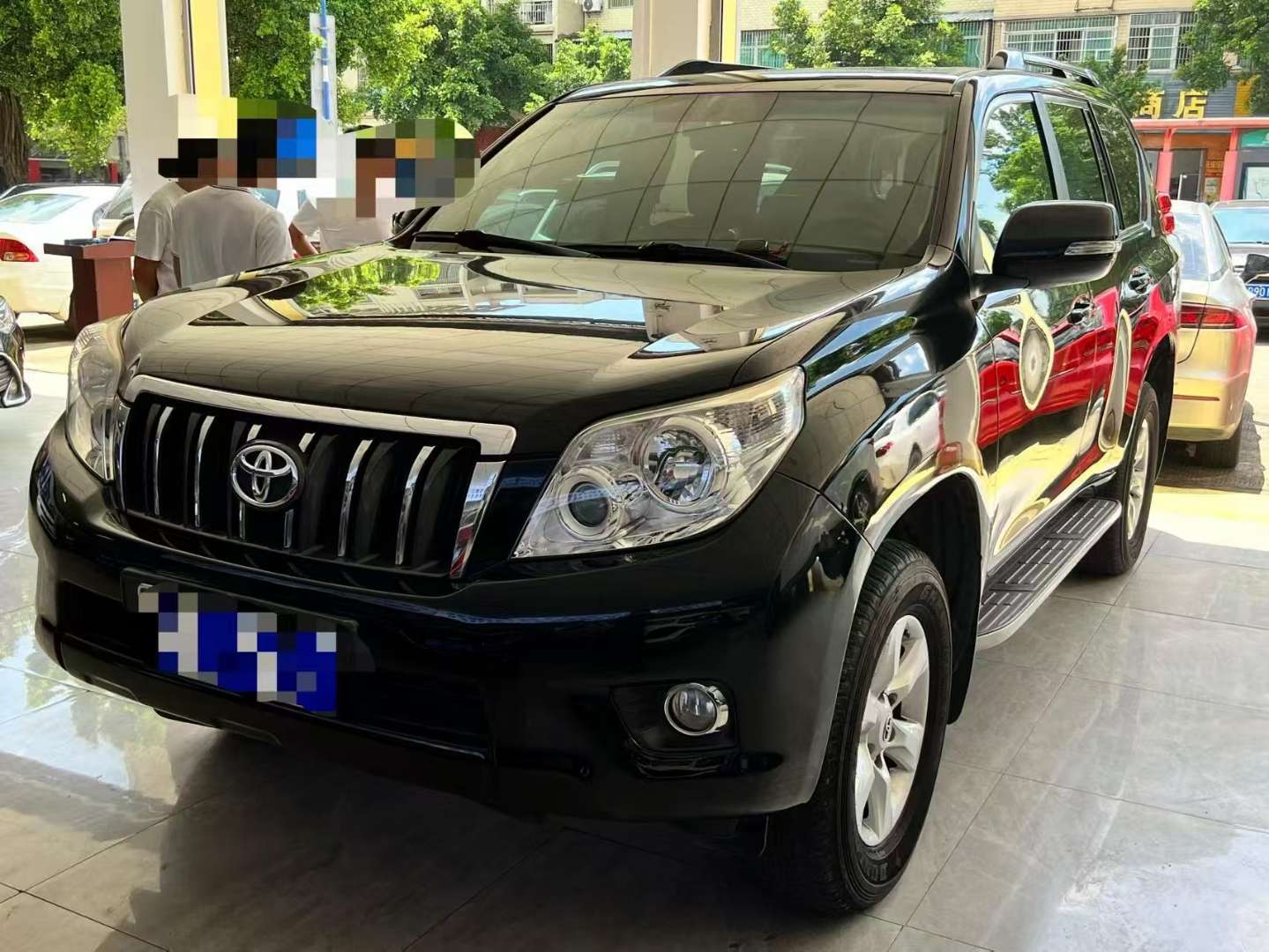 Toyota Prado 4.0L V6 4WD 7-Seat TXL 2