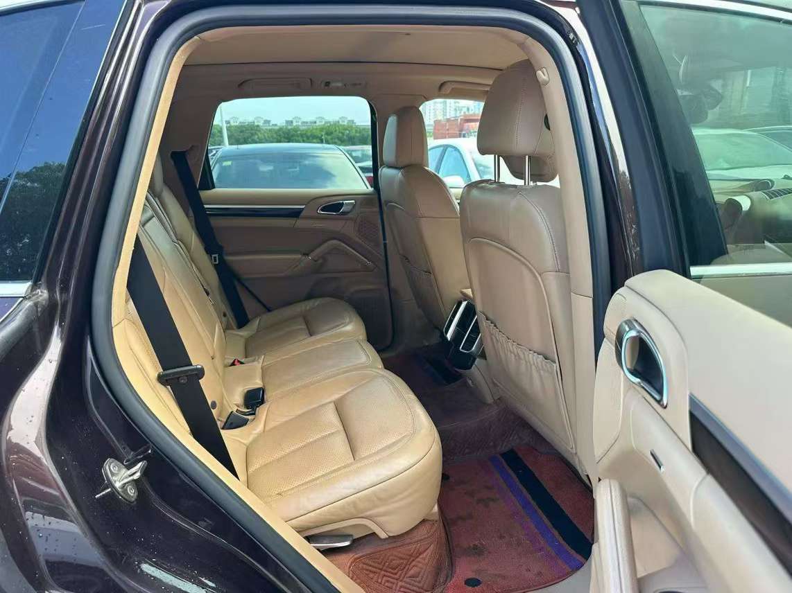 Porsche Cayenne 3.6L Automatic 7