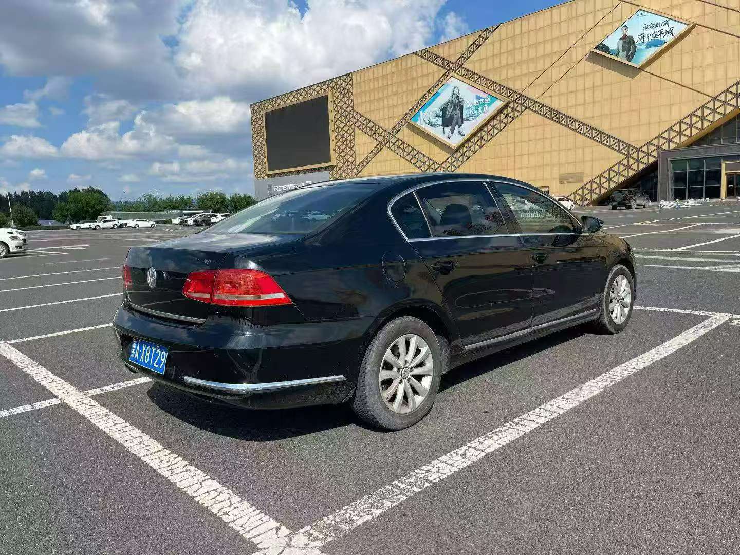 Volkswagen Magotan 2013 1.8T Automatic 4