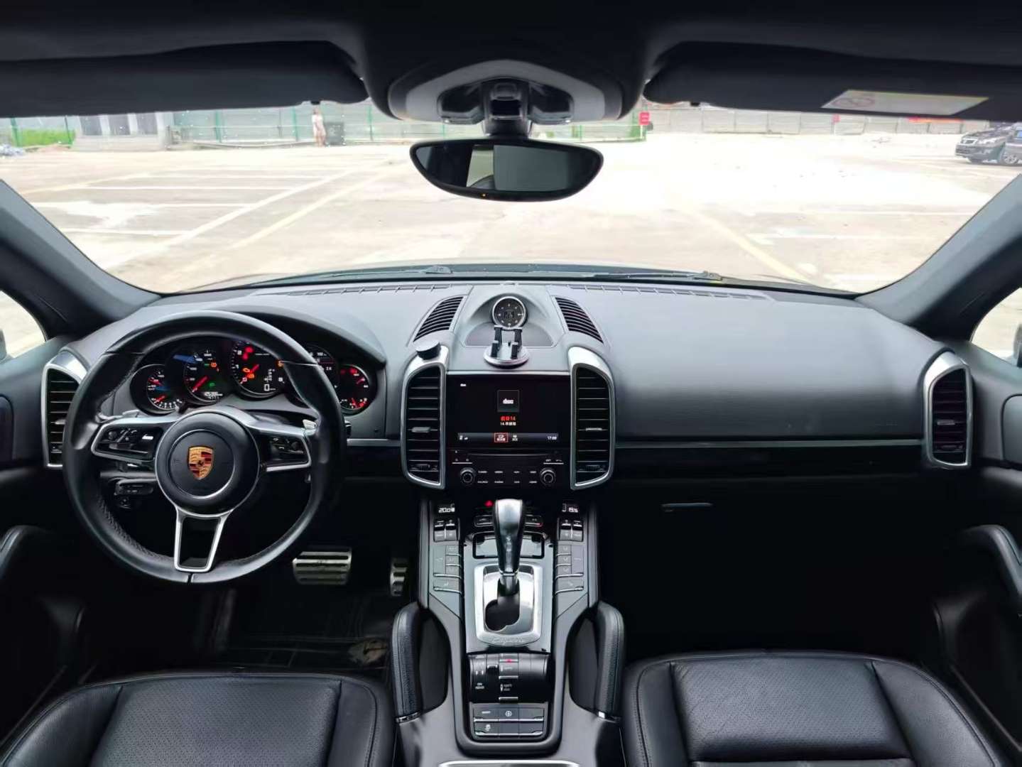 Porsche Cayenne 5