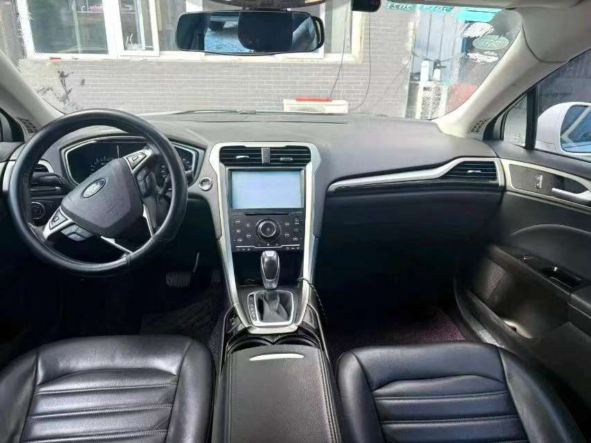Ford Mondeo 2.0T Trend Edition 7