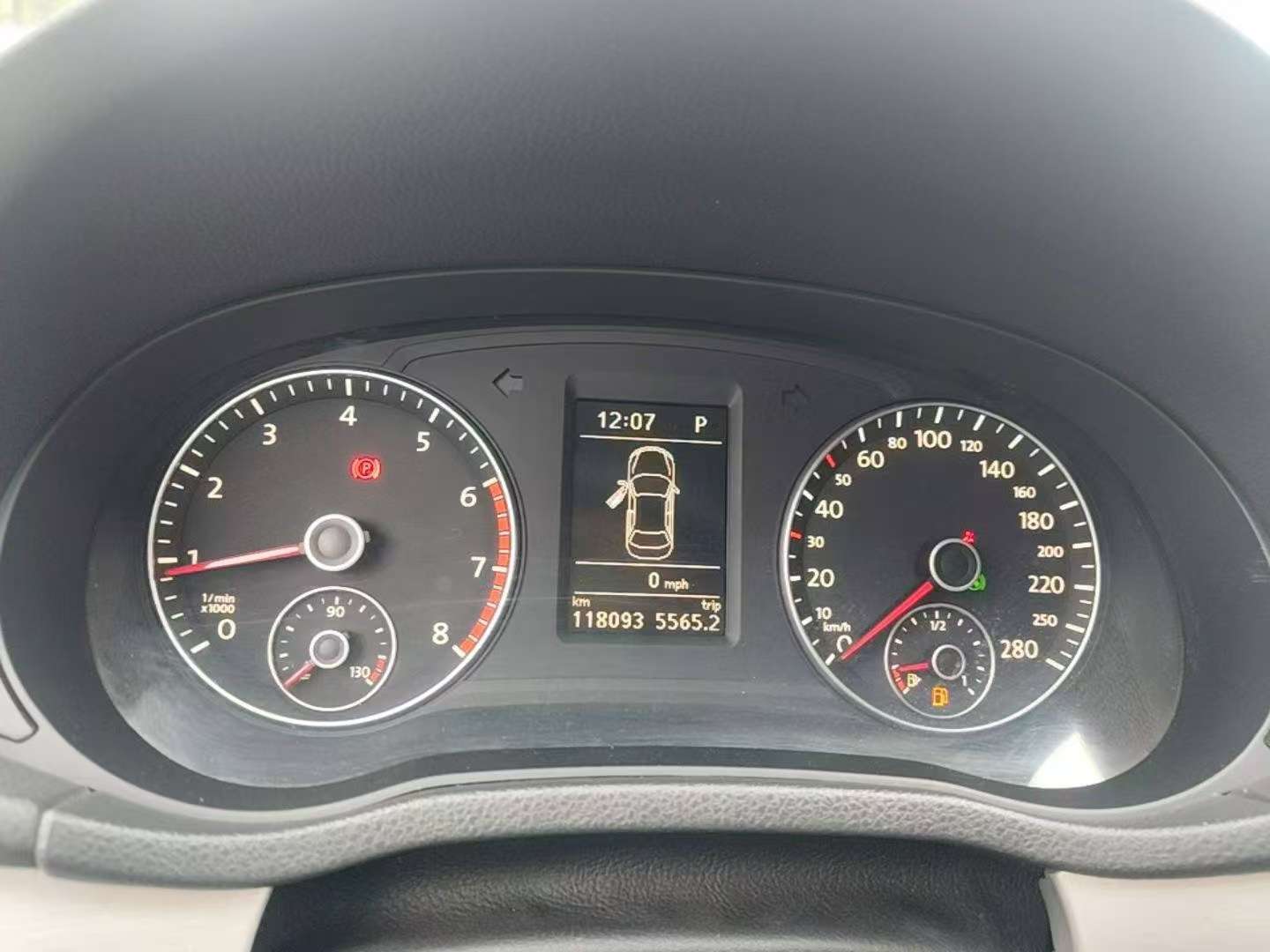 Volkswagen Passat 1.4TSI Prestige Edition 3