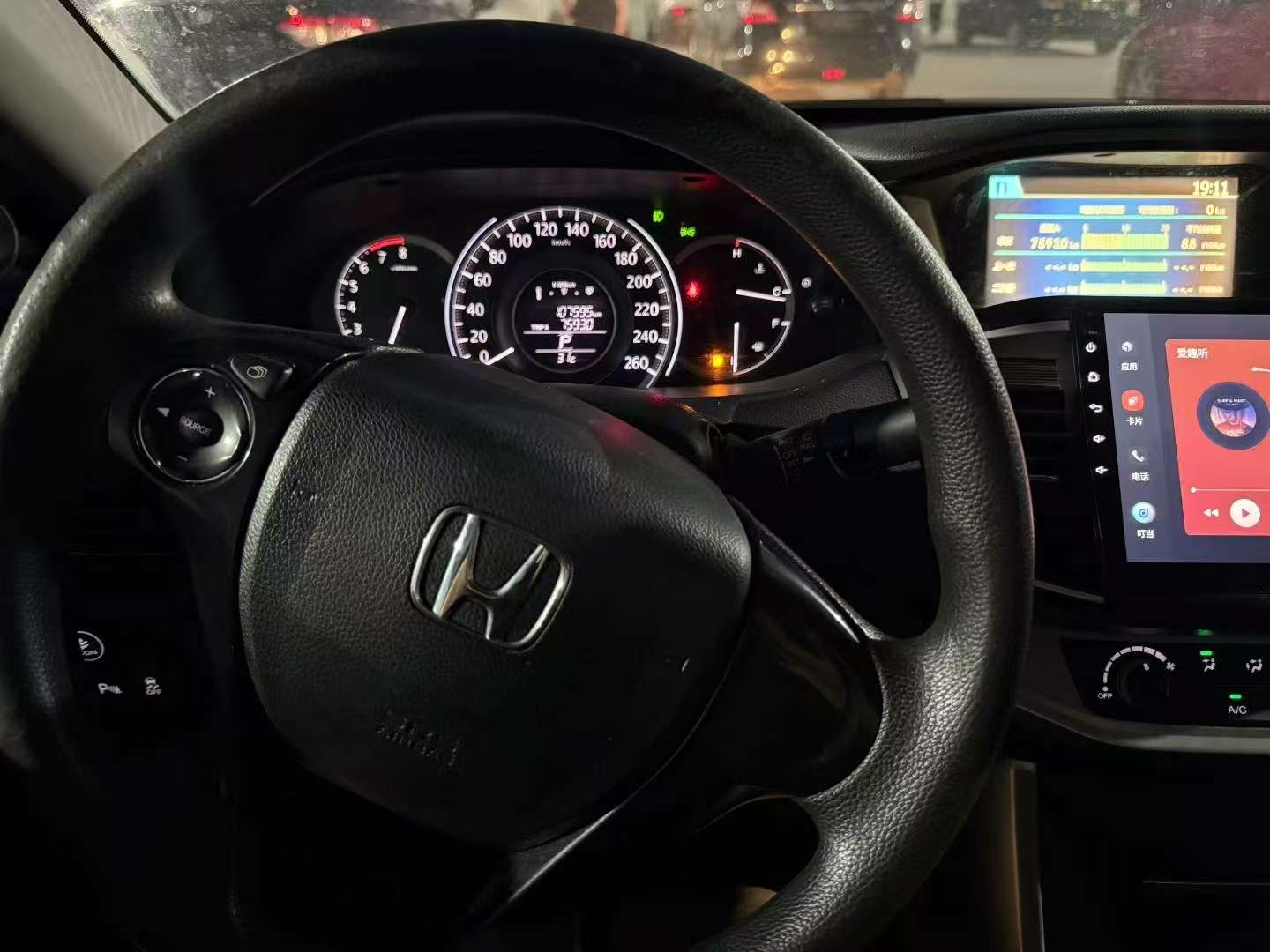 Honda Accord 2014 2.0L Automatic Sunroof 4