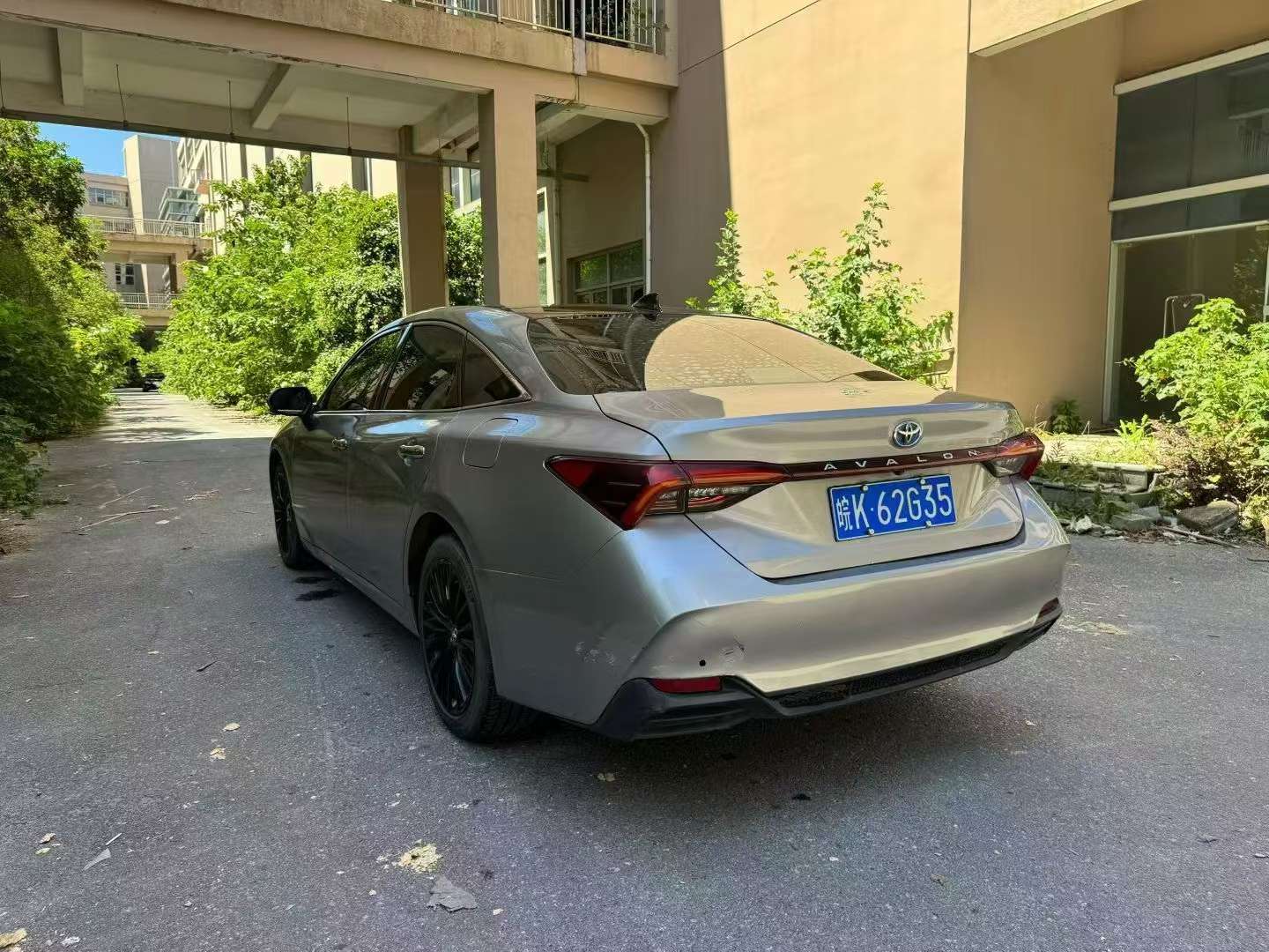 Toyota Avalon 2019 2.5 Hybrid Premium 6