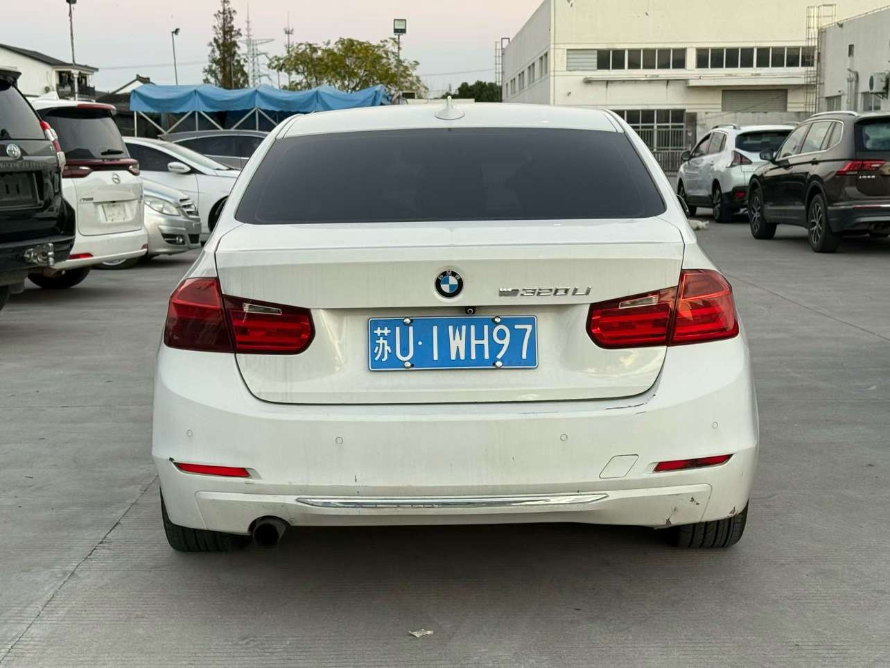 BMW 3 Series 316i 1.6T Automatic Sunroof M Sport Package 4