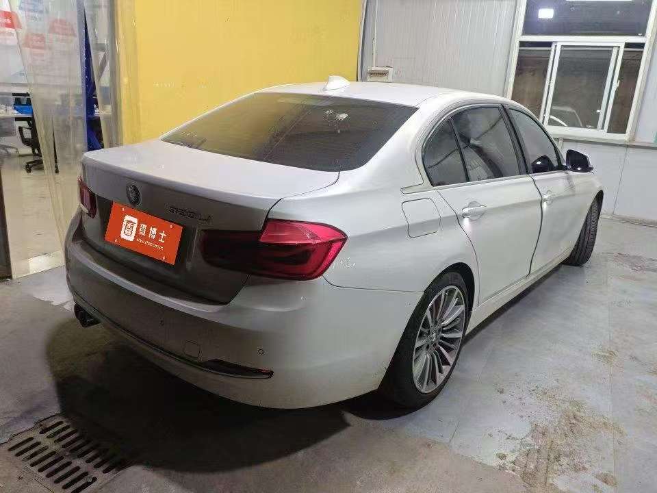 BMW 3 Series 320Li 2.0T Sport 4