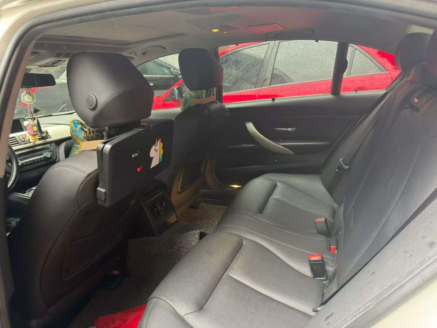 BMW 3 Series 2015 320Li 7