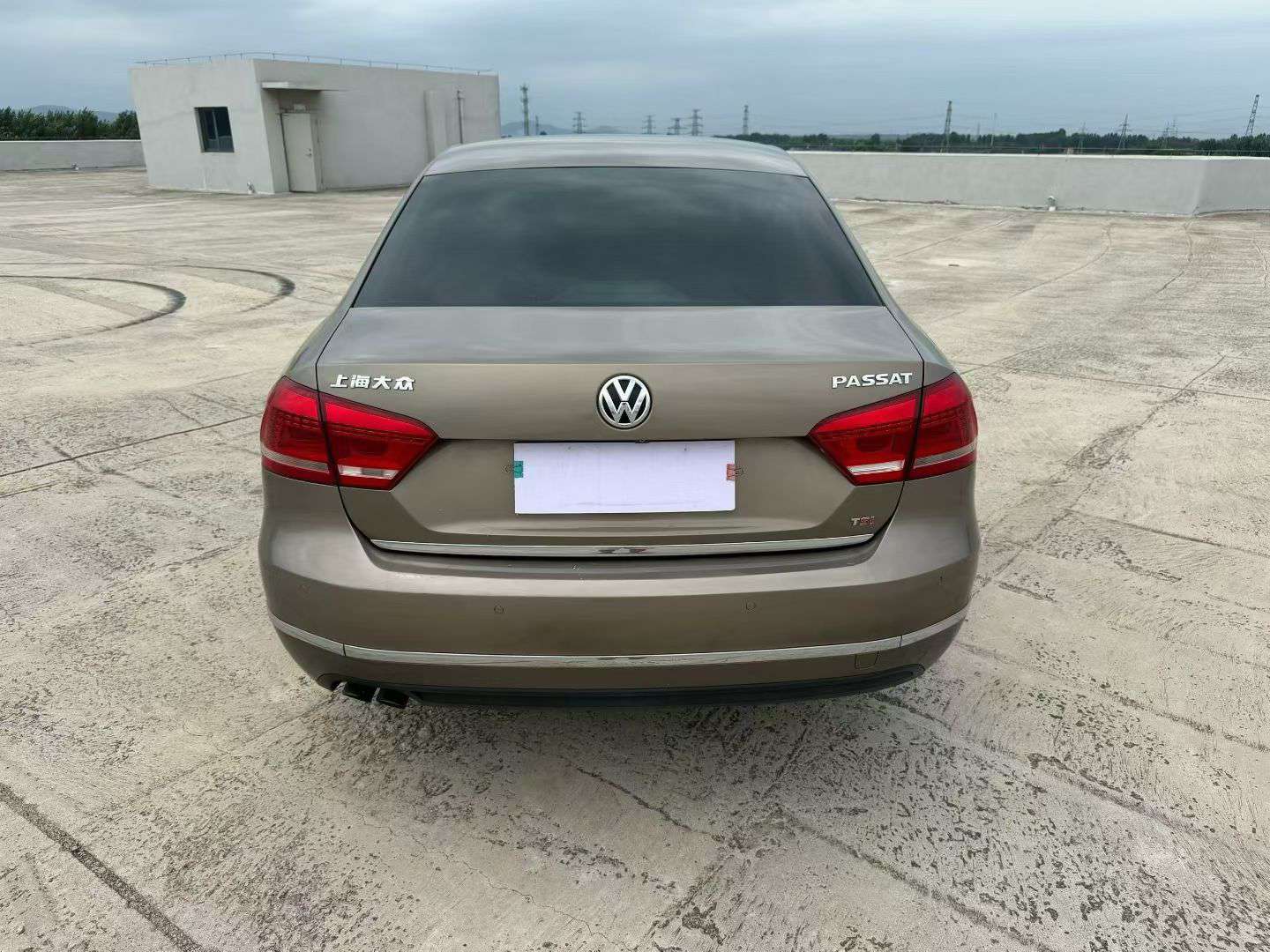 Volkswagen Passat 2015 1.8T Automatic Yuzun Edition 8