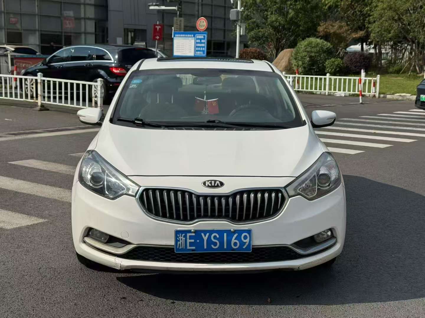 Kia K3 2013 1.6L Automatic Sunroof 2