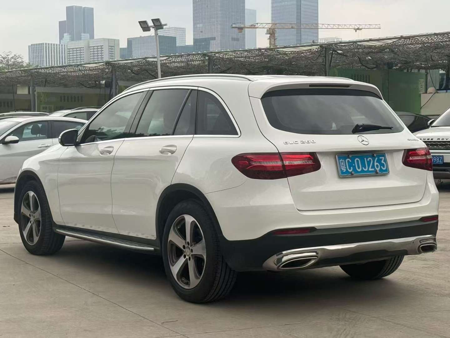 Mercedes-Benz GLC 2016 2.0T AWD Luxury Edition 4