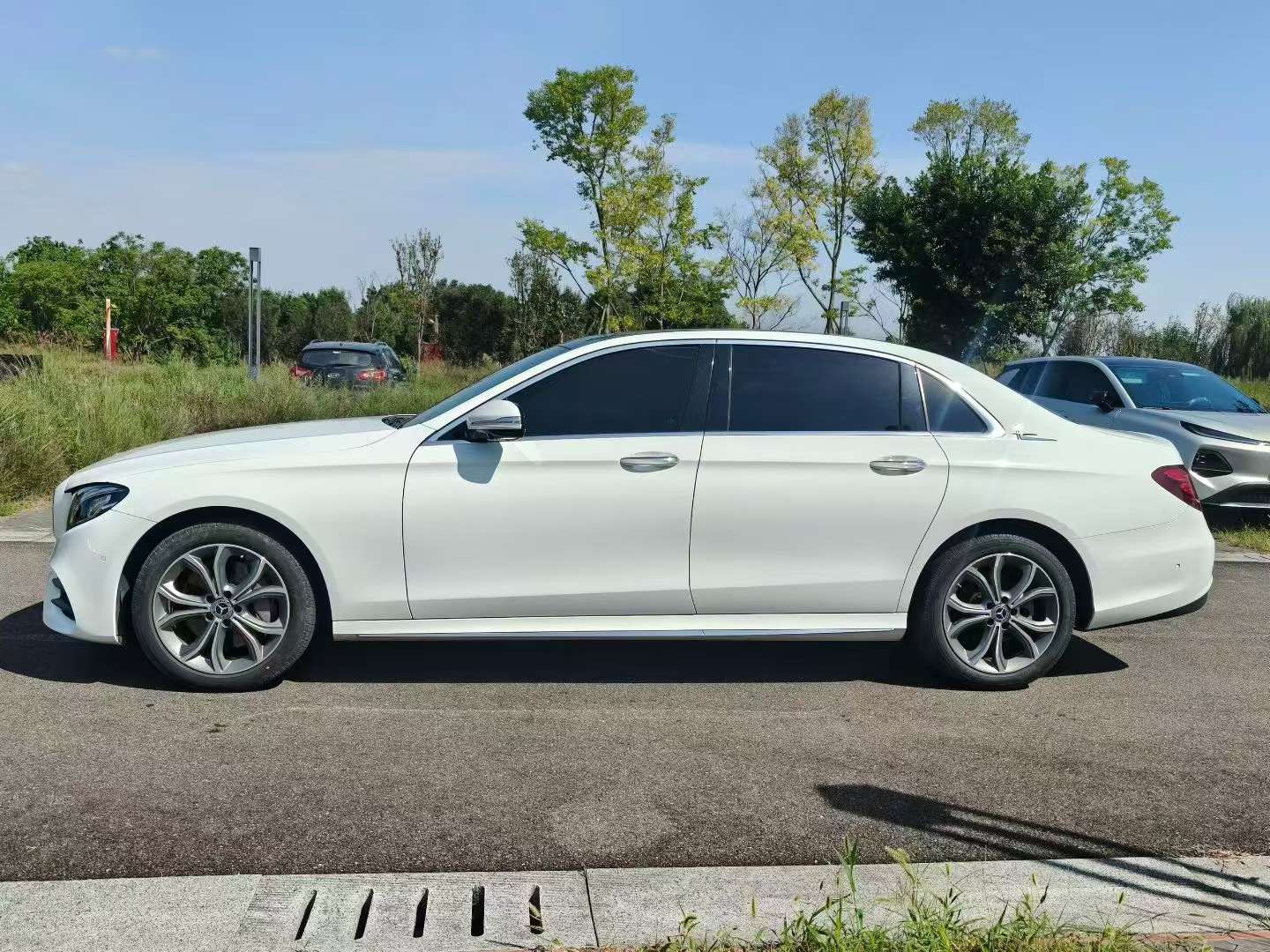 Mercedes-Benz E-Class 2020 E 300 L Sport Fashion 7