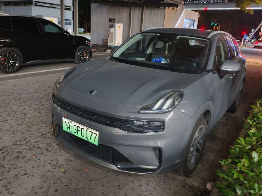 Lynk & Co 06 84km Range Pro