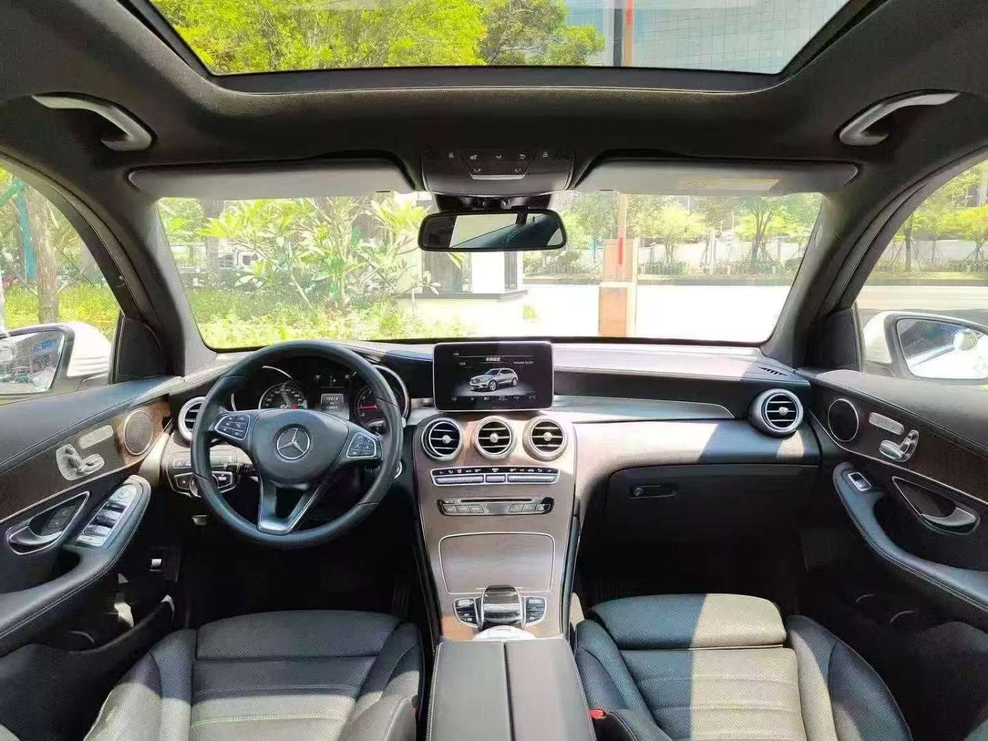 Mercedes-Benz GLC 2.0T 4WD Luxury 4