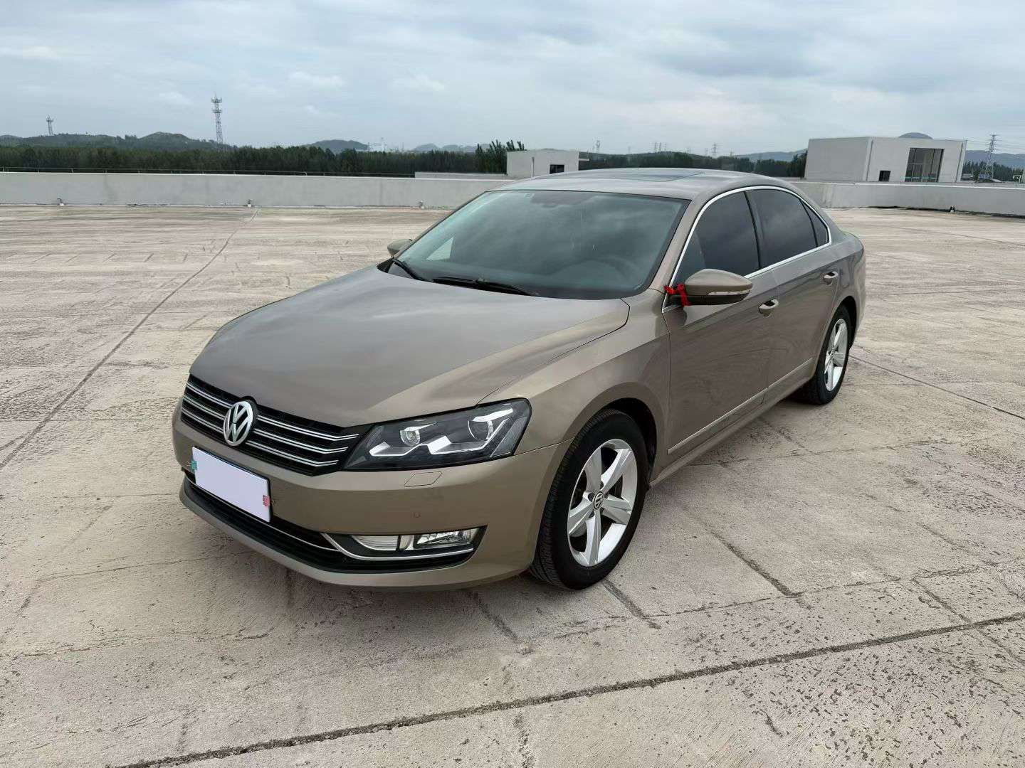 Volkswagen Passat 2015 1.8T Automatic Yuzun Edition