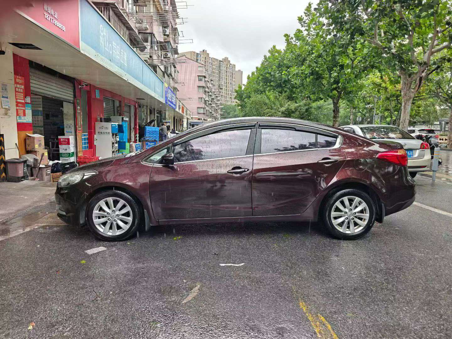 Kia K3 8