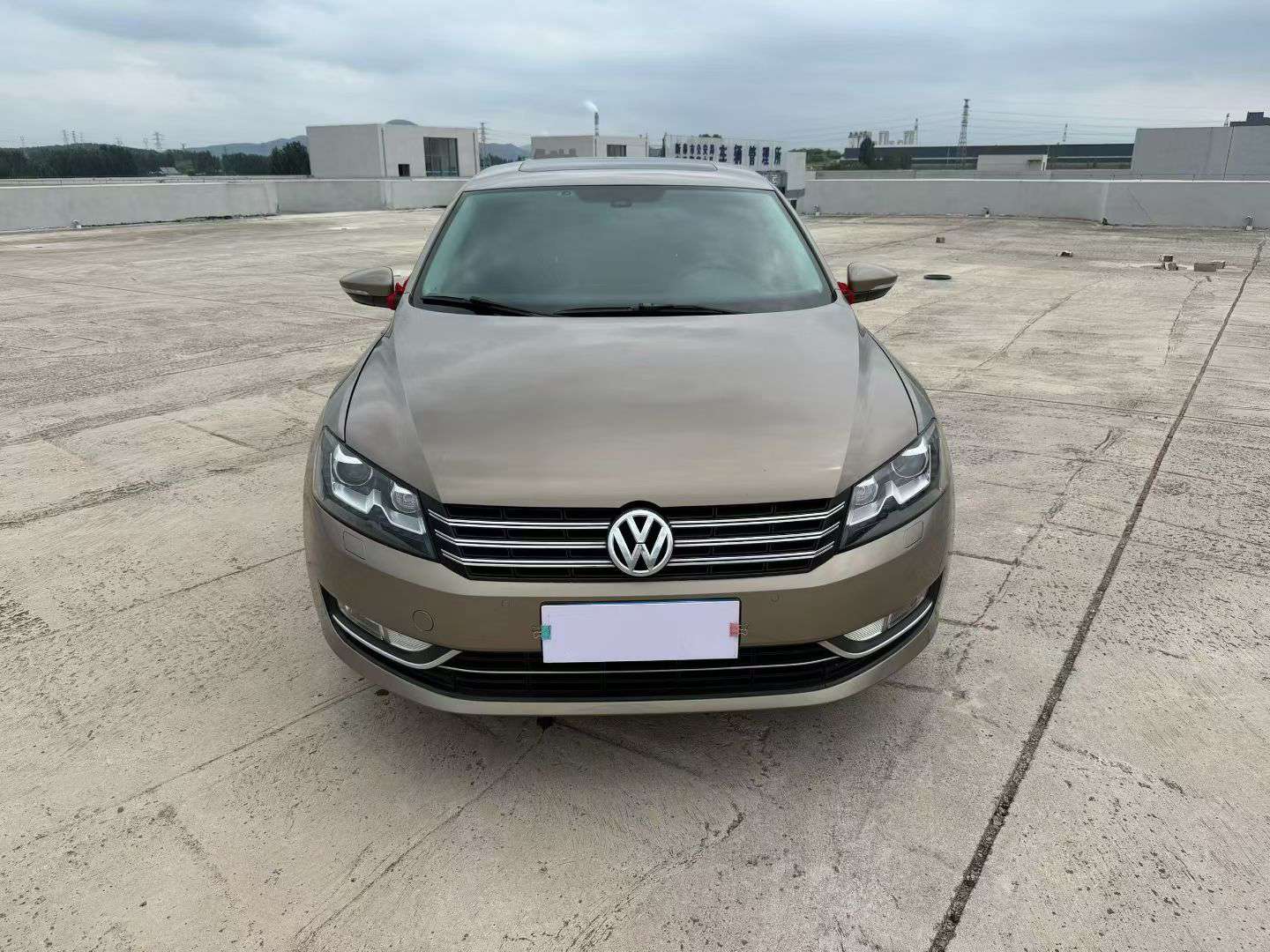 Volkswagen Passat 2015 1.8T Automatic Yuzun Edition 2