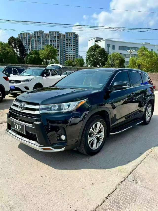 Toyota Highlander 4WD 7-Seat Version 4