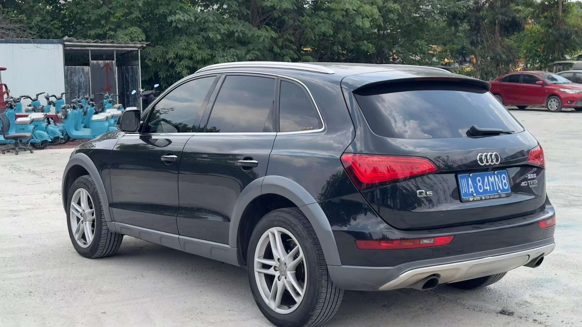 Audi Q5 2.0 Classic Edition Tech Trim 4