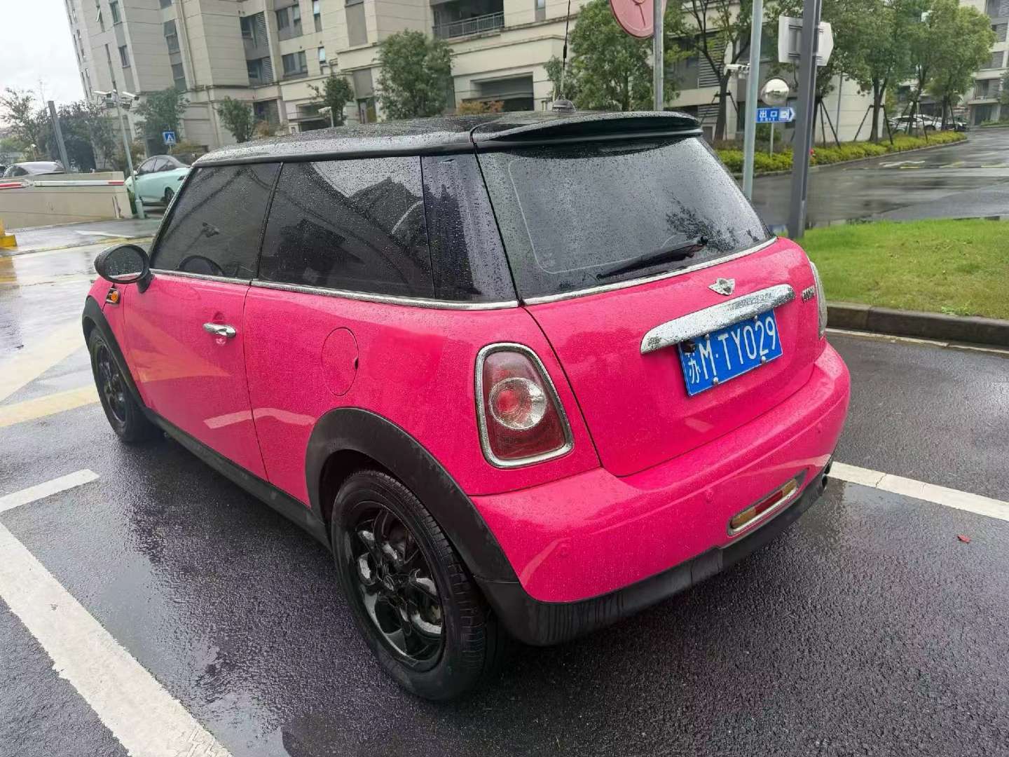 BMW MINI 1.6L Automatic 4