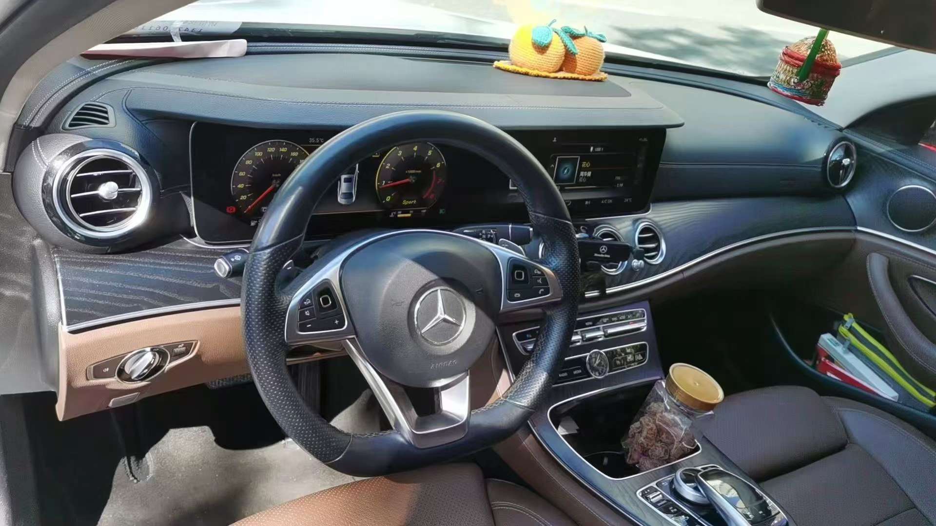 Mercedes-Benz E-Class E200L AWD Sport 5