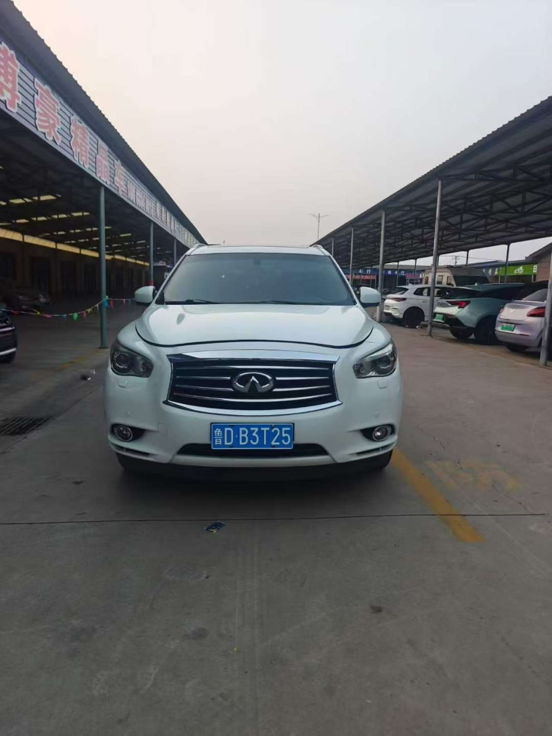 Infiniti JX 2