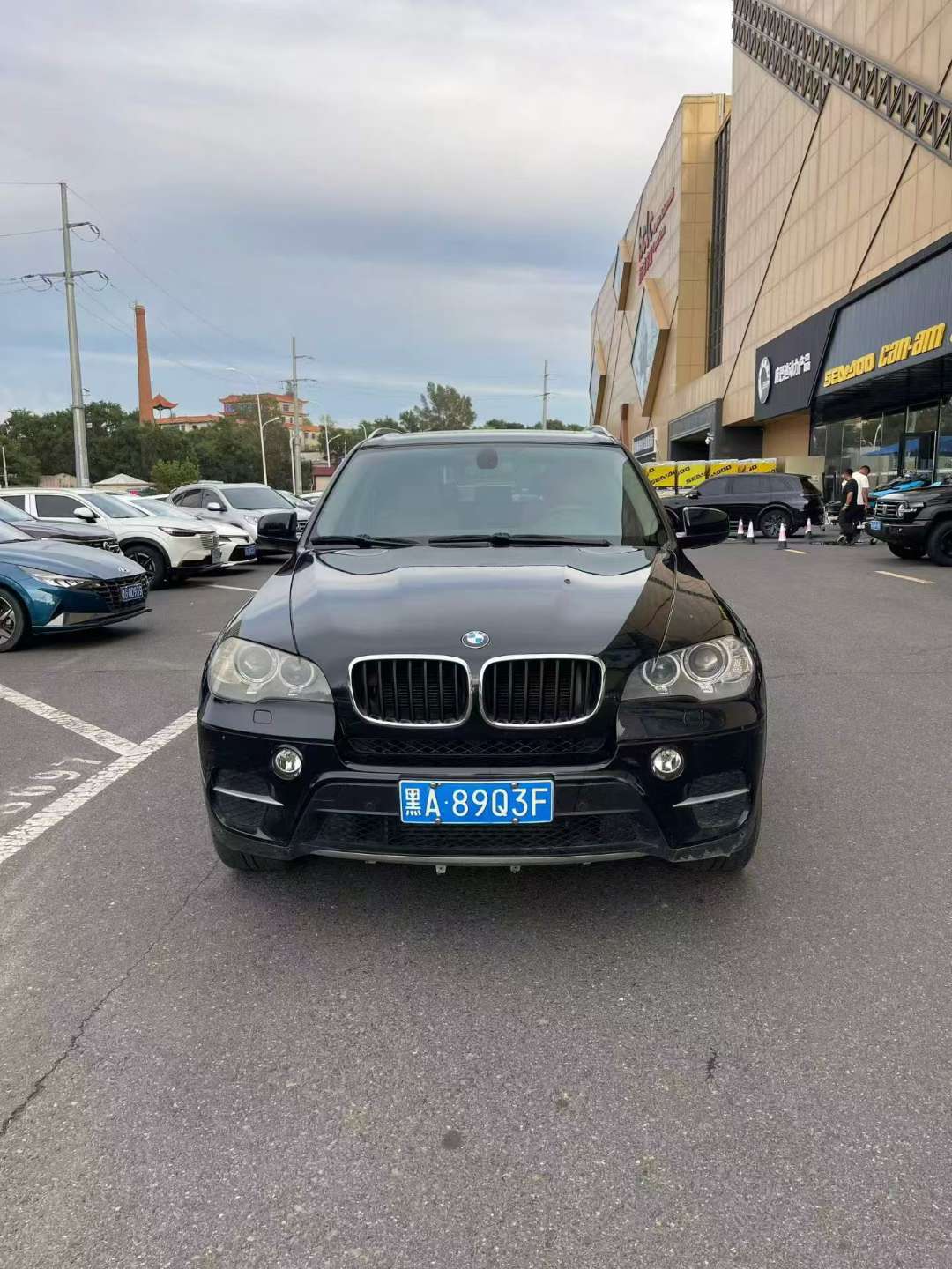 BMW X5 2011 3.0T Automatic Panoramic Sunroof China Standard High Trim