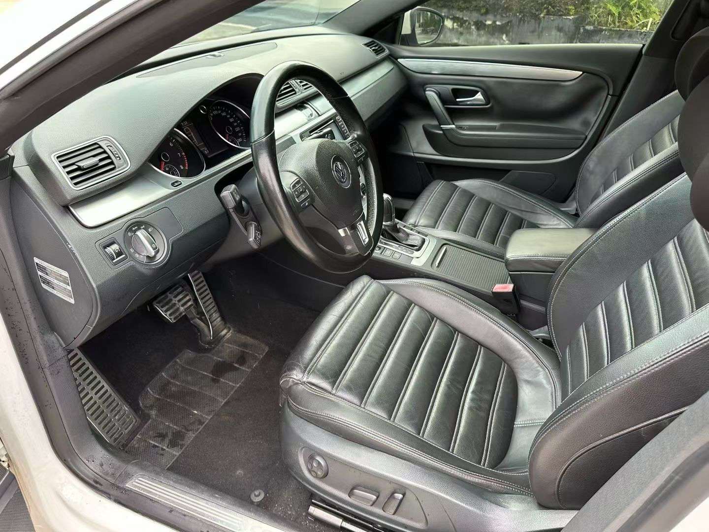 Volkswagen CC 1.8T 4