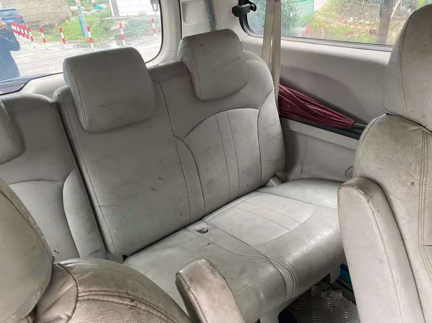 Maxus G10 2015 2.0T Luxury 9-Seater 8