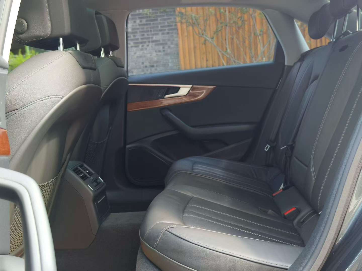 Audi A4L 2020 40 TFSI Luxury Dynamic 5