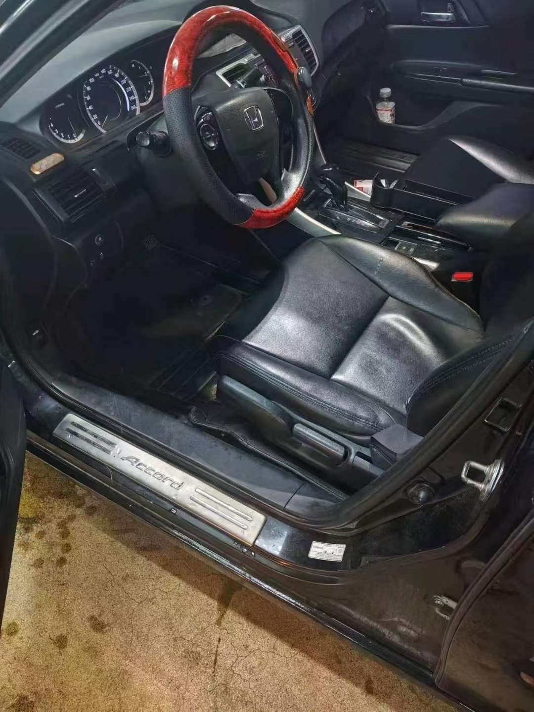Honda Accord 2.0L Comfort Edition 4