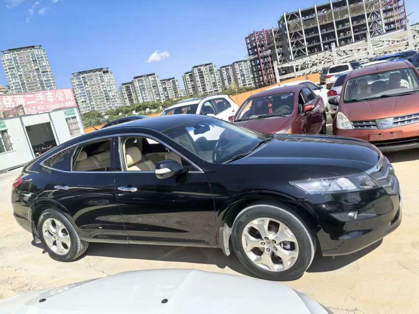Honda Crosstour 2.4 Automatic High Trim 5