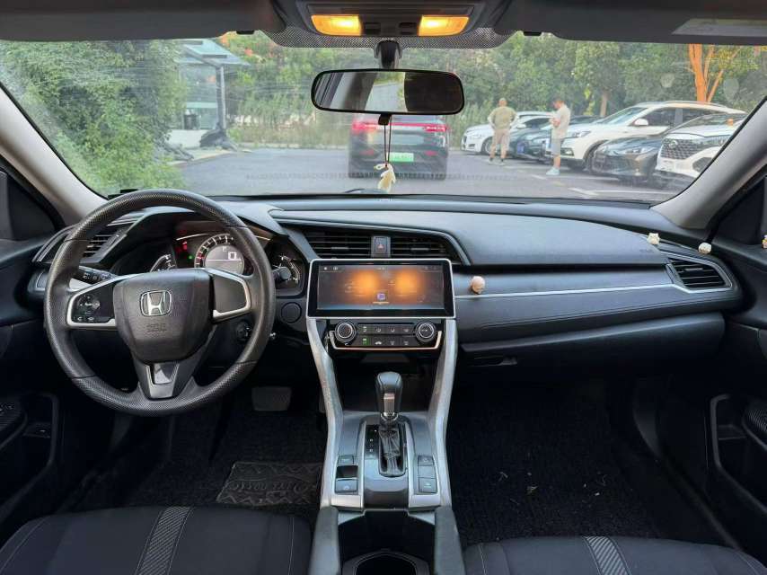 Honda Civic 2016 180TURBO Comfort Edition 5