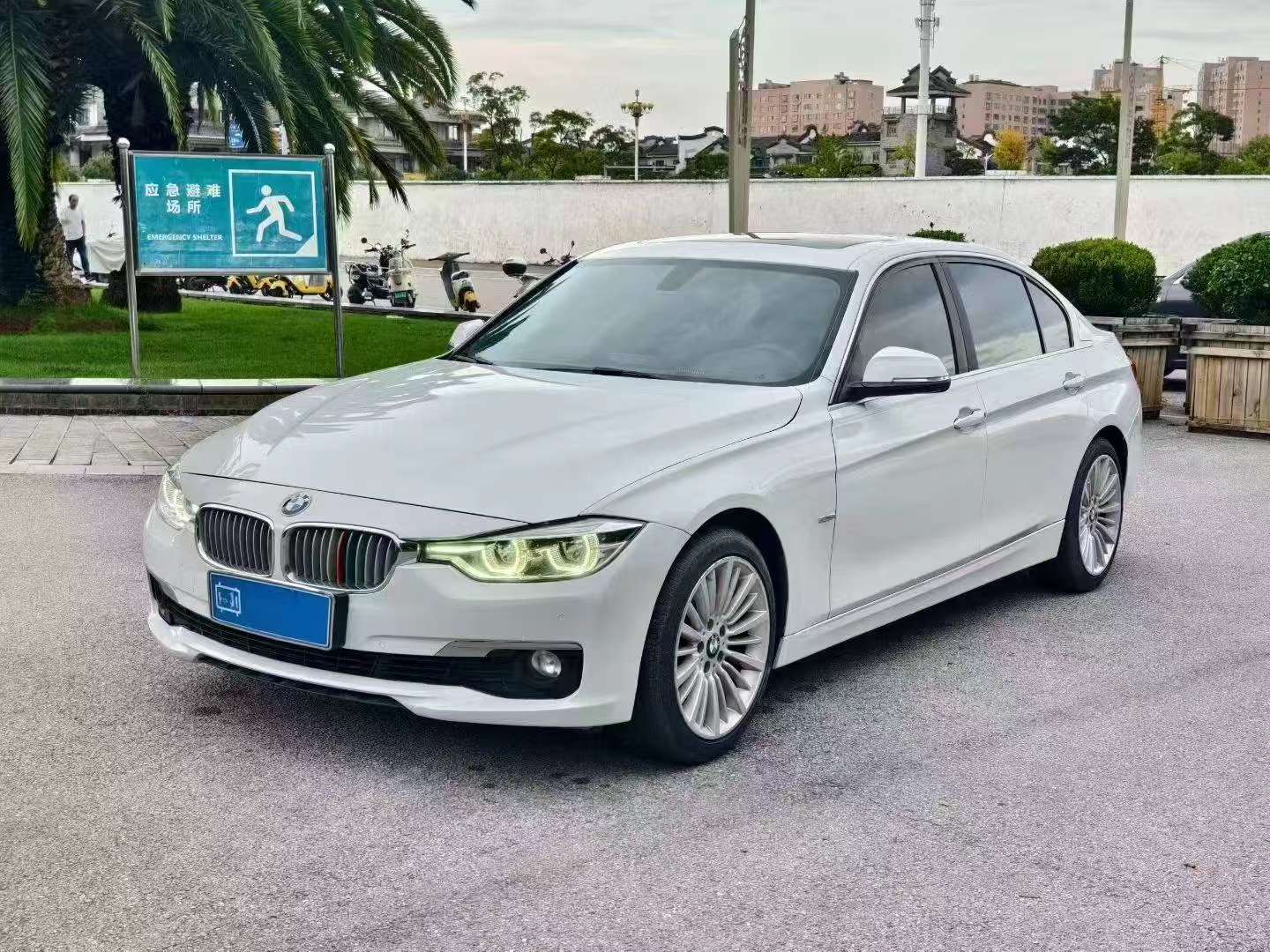 BMW 3 Series 2018 320Li Long Wheelbase Fashion Edition