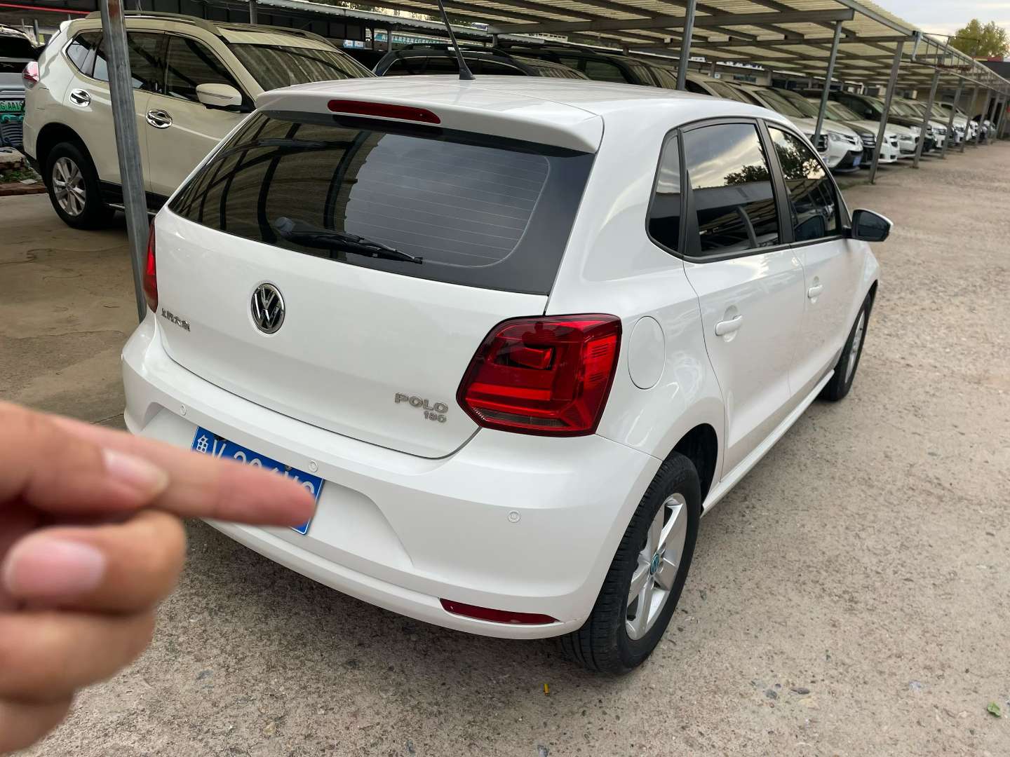 Volkswagen Polo 1.5L Automatic 6