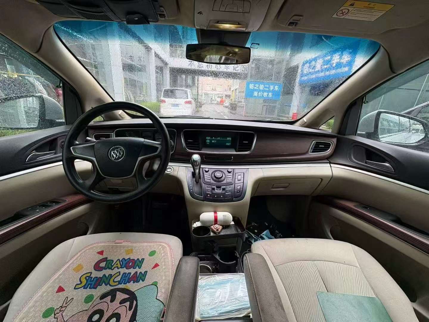 Buick GL8 2015 2.4L Comfort Edition 2