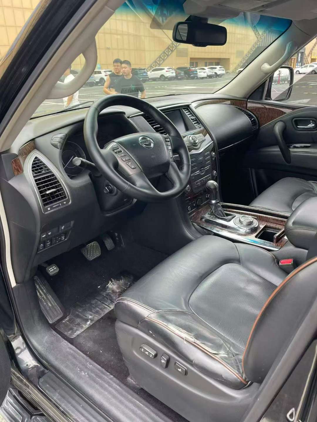 Nissan Patrol 2013 5.6L Automatic 4WD 7