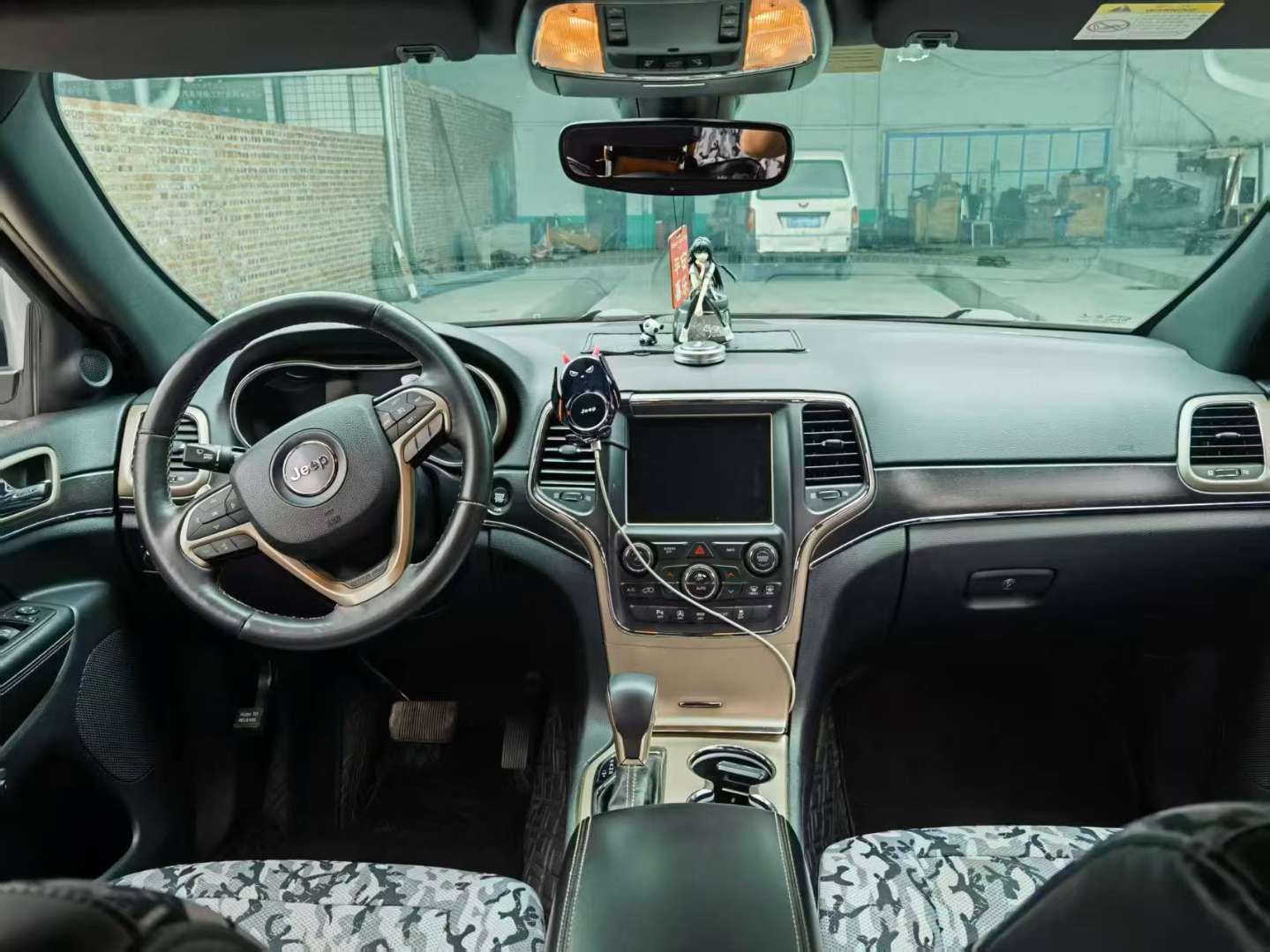 Jeep Grand Cherokee 3.0L Automatic 2