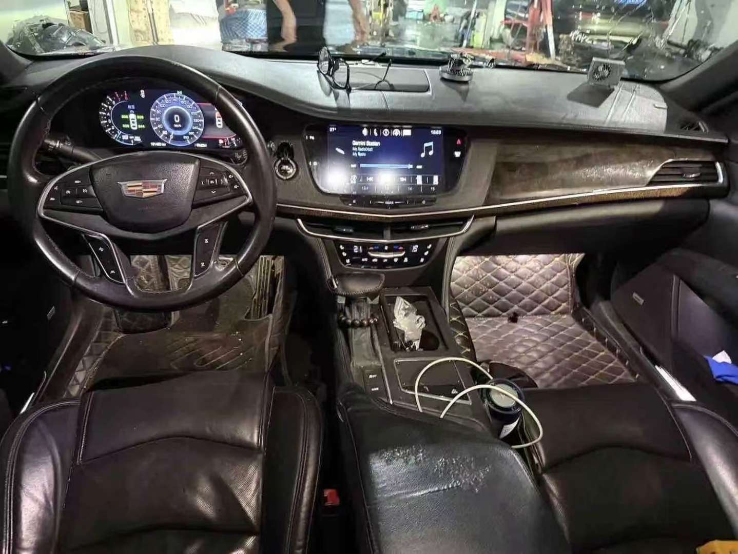 Cadillac CT6 2.0T 28T Luxury 4