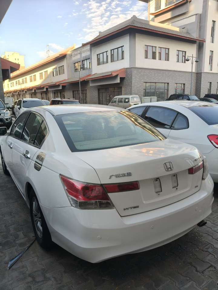 Honda Accord 2.0L 5