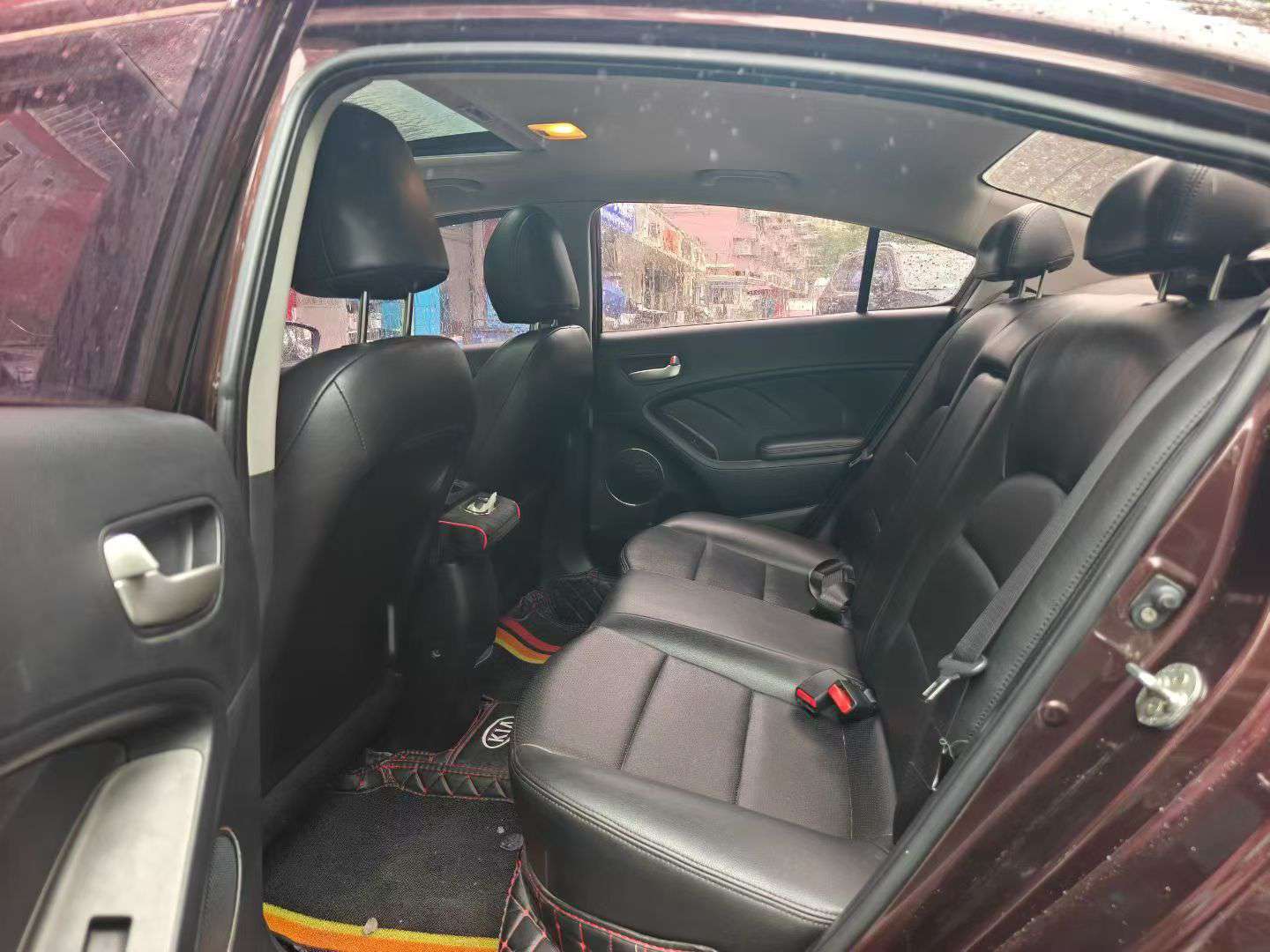 Kia K3 6