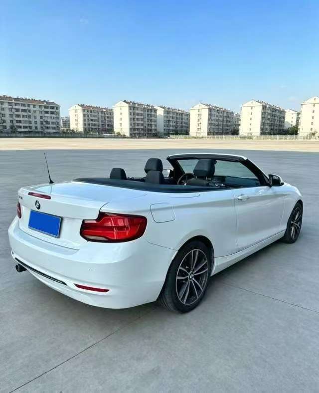 BMW 2 Series 2018 1.5T Convertible Coupe M Sport Package 4
