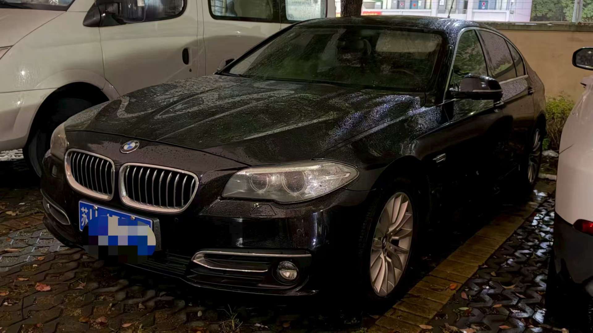 BMW 5 Series 525Li Luxury